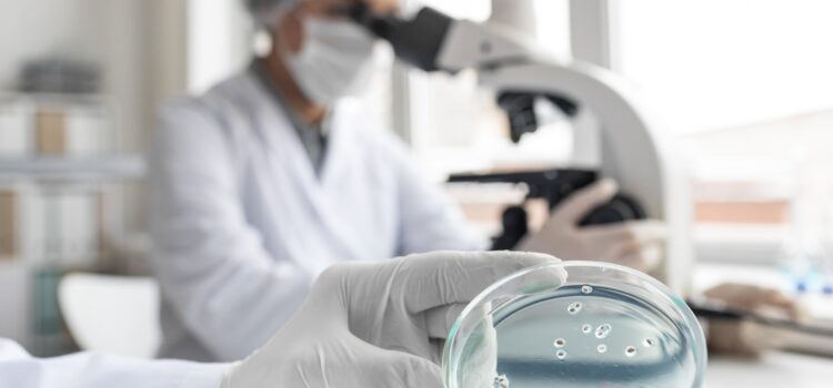 Xét nghiệm Vi sinh – Tổng quan về Vai trò, Quy trình và Ý nghĩa trong Y học hiện đại Xét nghiệm Vi sinh – Tổng quan về Vai trò, Quy trình và Ý nghĩa trong Y học hiện đại